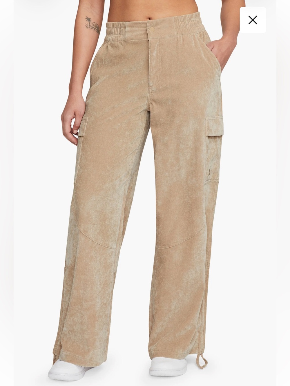 NWOT Nike Air Jordan Women’s Corduroy Chicago Trousers Desert Size Medium